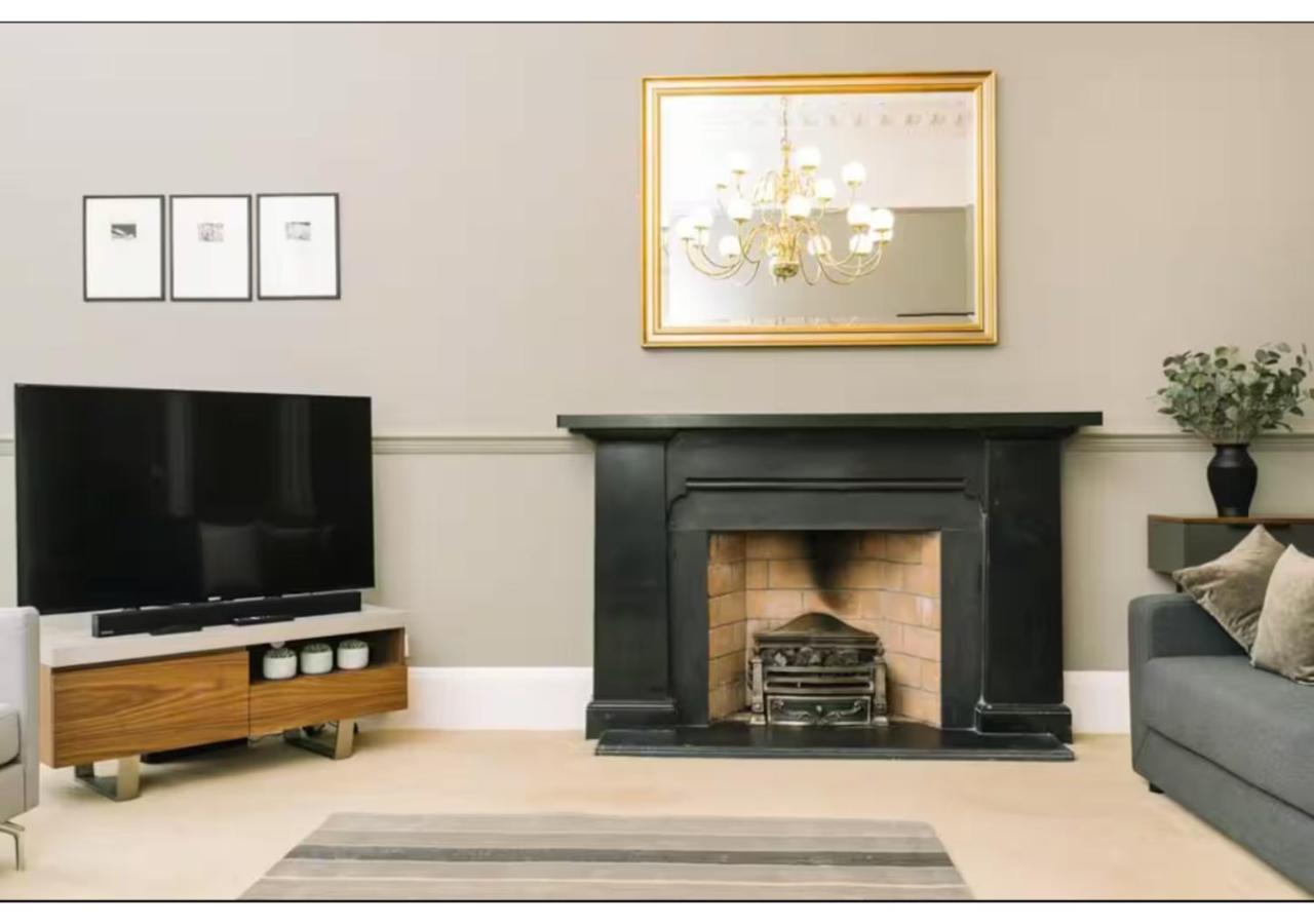Joivy Palmerston Place Residence - Luxury City Centre Apt With Private Parking EDI Exterior photo